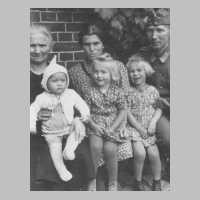 105-0517 Familie Fritz Runge.jpg